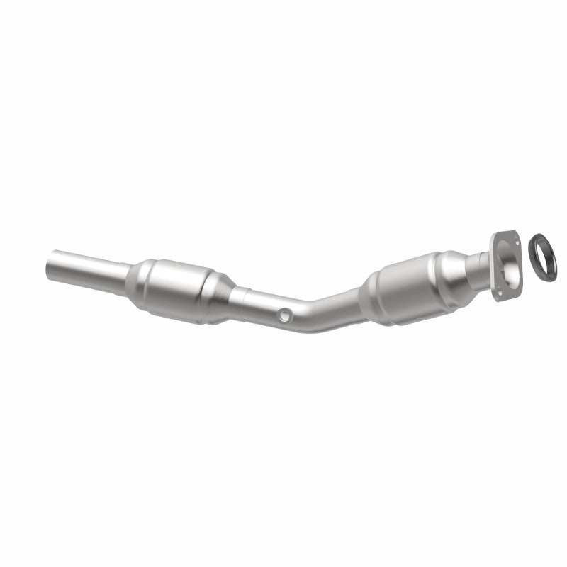 MagnaFlow HM Grade Federal / EPA Compliant Direct-Fit Catalytic Converter 93200 360 Degree Image Set
