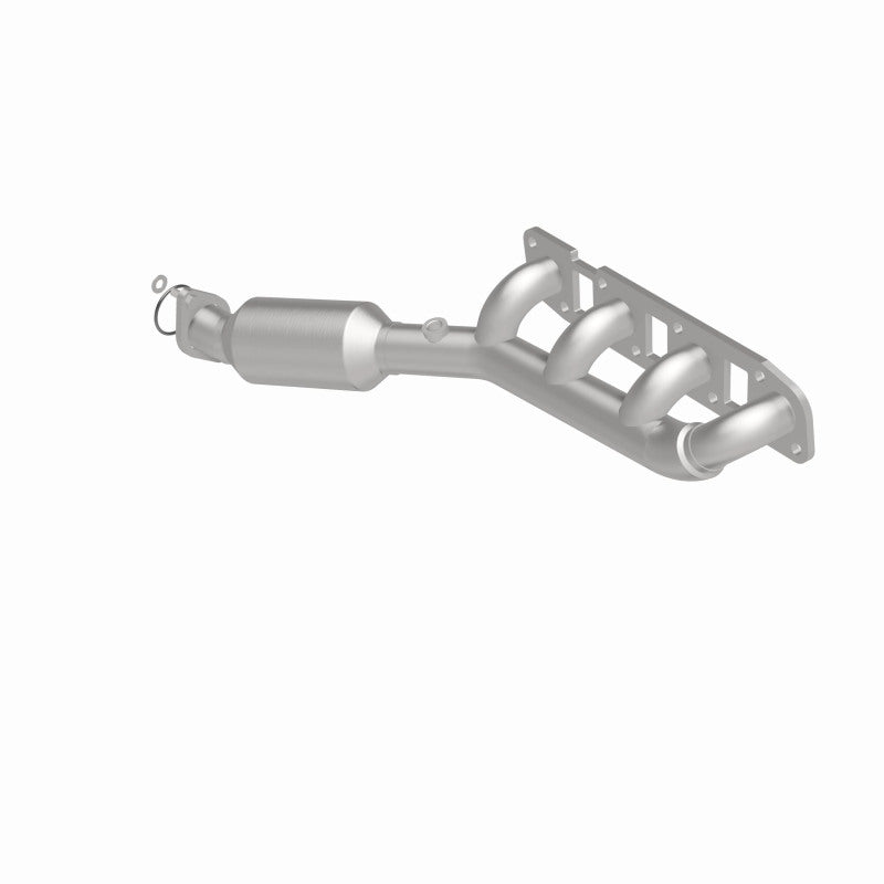 MagnaFlow Infiniti OEM Grade Federal / EPA Compliant Manifold Catalytic Converter 22-036 360 Degree Image Set