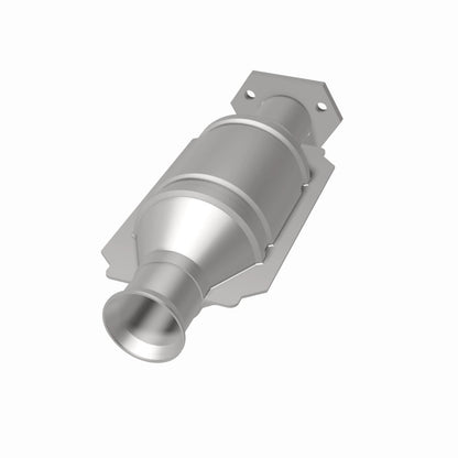 MagnaFlow Volkswagen Vanagon Standard Grade Federal / EPA Compliant Direct-Fit Catalytic Converter 22916 360 Degree Image Set