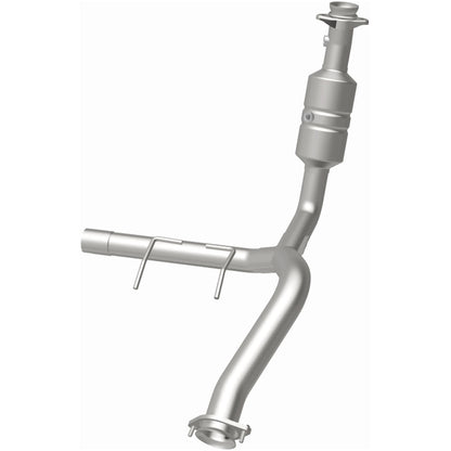 MagnaFlow OEM Grade Federal / EPA Compliant Direct-Fit Catalytic Converter 52418 Photo - out of package