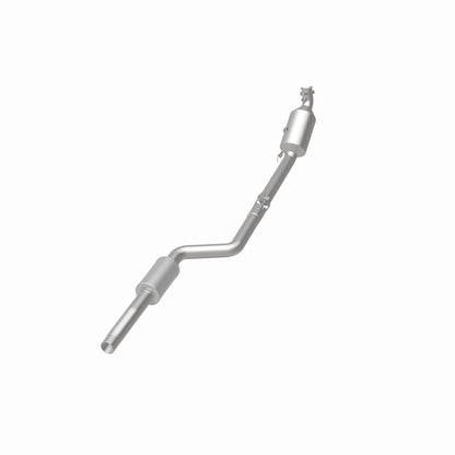 MagnaFlow Mercedes-Benz C300 OEM Grade Federal / EPA Compliant Direct-Fit Catalytic Converter 21-498 360 Degree Image Set
