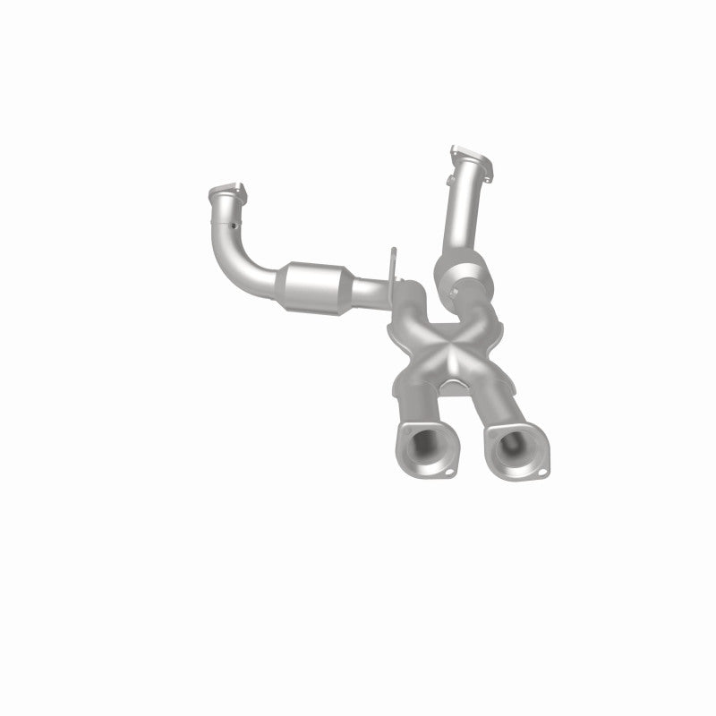 MagnaFlow Jeep Grand Cherokee OEM Grade Federal / EPA Compliant Direct-Fit Catalytic Converter 49046 360 Degree Image Set