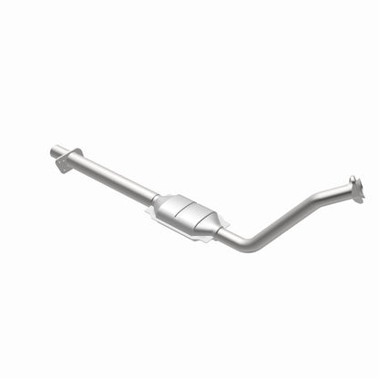 MagnaFlow Standard Grade Federal / EPA Compliant Direct-Fit Catalytic Converter 93165 360 Degree Image Set