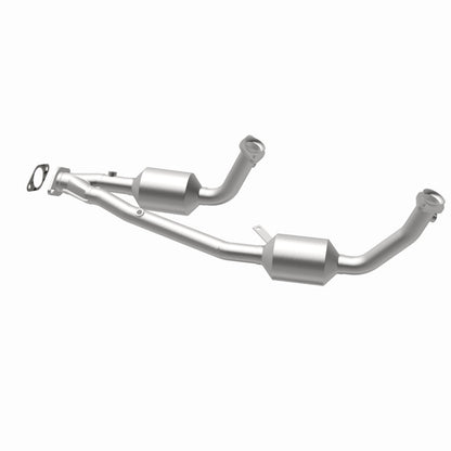 MagnaFlow Ford Windstar California Grade CARB Compliant Direct-Fit Catalytic Converter 3391353 360 Degree Image Set