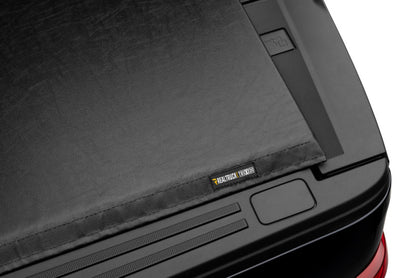 Truxedo Lo Pro 17-19 Ford F-250/F-350/F-450 Super Duty 6'9" Bed 579101 Photo - Close Up