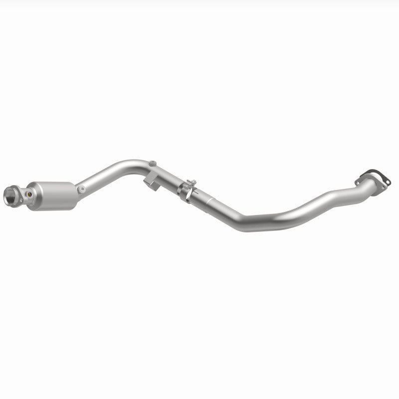 Magnaflow 05-06 Land Rover LR3 4.4L Direct Fit Converter 4651719 4651719 360 Degree Image Set