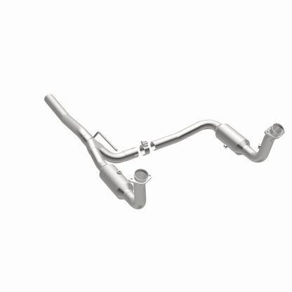 MagnaFlow California Grade CARB Compliant Direct-Fit Catalytic Converter 5551148 360 Degree Image Set