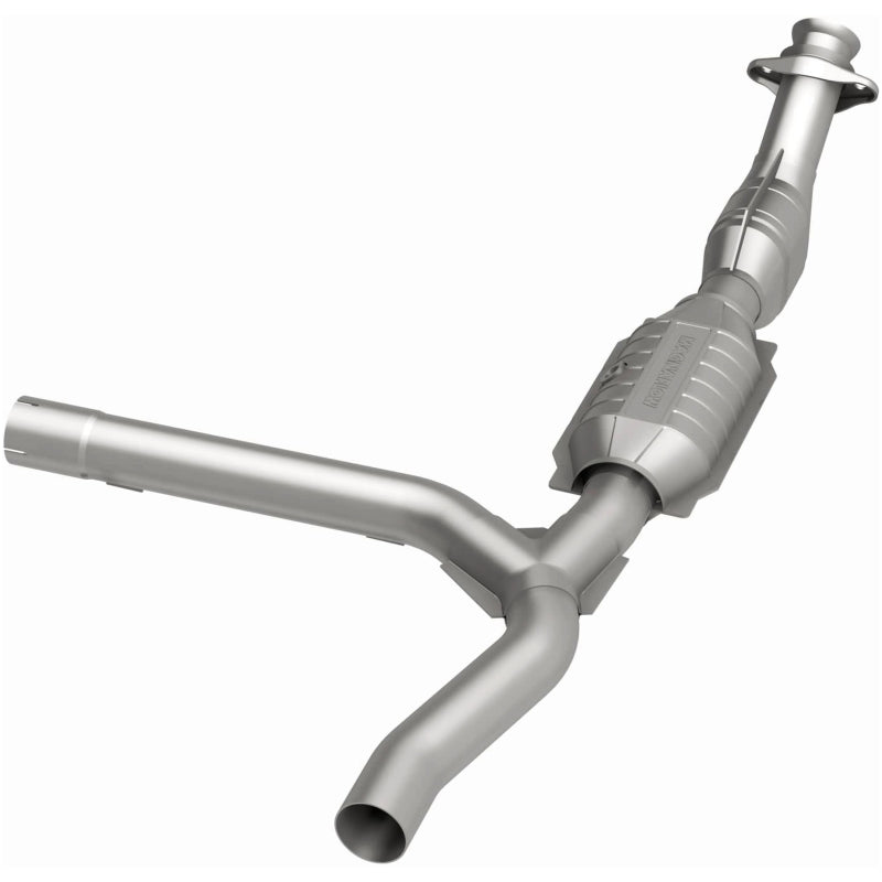 MagnaFlow Ford HM Grade Federal / EPA Compliant Direct-Fit Catalytic Converter 93122 Photo - out of package