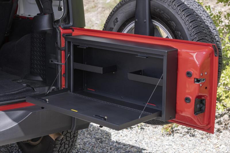 Tuffy Products Tuffy Jeep Wrangler Tailgate Lockbox W/Keyed Lock 359-01 359-01 Photo - Close Up