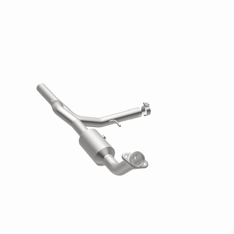 MagnaFlow Ford F-150 OEM Grade Federal / EPA Compliant Direct-Fit Catalytic Converter 21-834 360 Degree Image Set