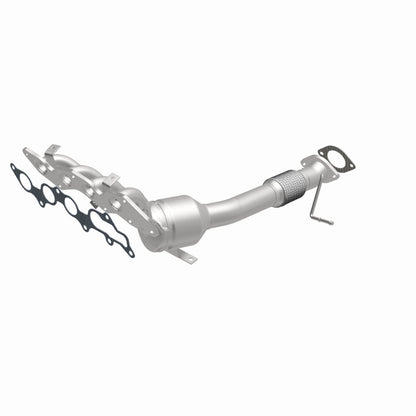 MagnaFlow Mazda 5 California Grade CARB Compliant Manifold Catalytic Converter 5531786 360 Degree Image Set
