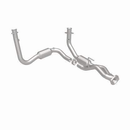 MagnaFlow Jeep HM Grade Federal / EPA Compliant Direct-Fit Catalytic Converter 24473 360 Degree Image Set