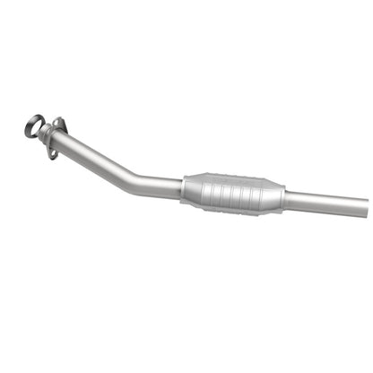 MagnaFlow Standard Grade Federal / EPA Compliant Direct-Fit Catalytic Converter 23272 360 Degree Image Set