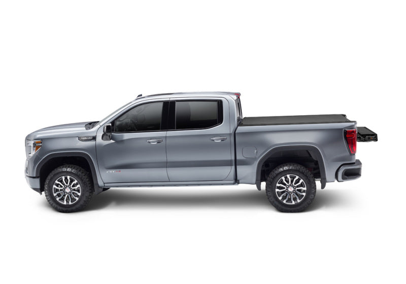 BAK Revolver X4s 19-23 GM Silverado, Sierra 5.10ft Bed (New Body Style) 80130 Photo - Mounted