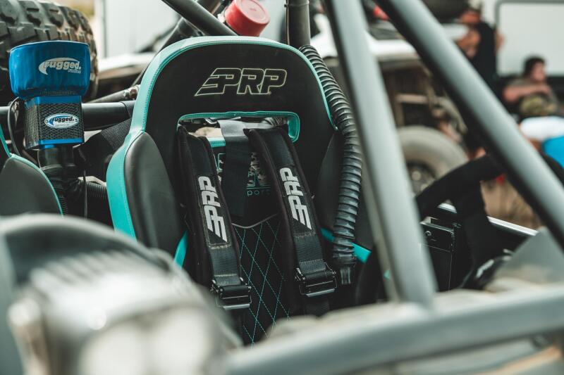 PRP Seats PRP 4.2 Harness with Latch / Link Lap Belt- Black SB4.2LL SB4.2LL Photo - Close Up