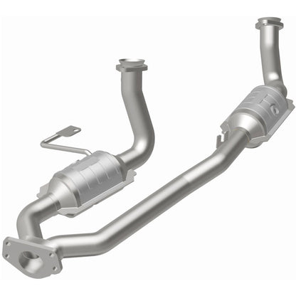 MagnaFlow Ford Windstar OEM Grade Federal / EPA Compliant Direct-Fit Catalytic Converter 49624 Photo - out of package