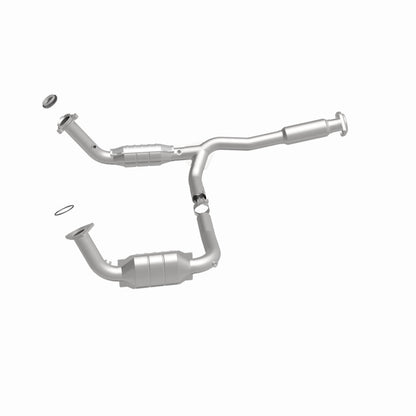 MagnaFlow HM Grade Federal / EPA Compliant Direct-Fit Catalytic Converter 24950 360 Degree Image Set