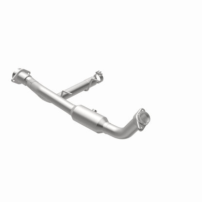 Magnaflow 05-06 Lincoln Navigator 5.4L - Driver side 4651508 4651508 360 Degree Image Set