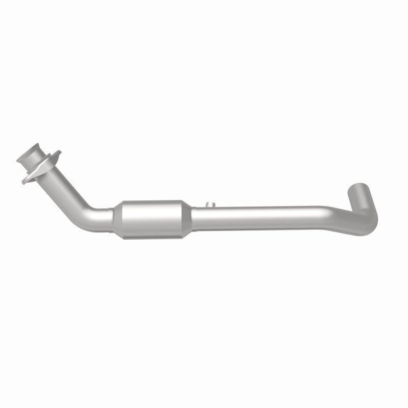 MagnaFlow Ford F-150 OEM Grade Federal / EPA Compliant Direct-Fit Catalytic Converter 52155 360 Degree Image Set
