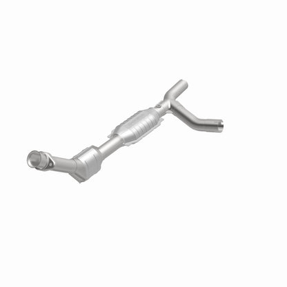 MagnaFlow Ford HM Grade Federal / EPA Compliant Direct-Fit Catalytic Converter 93151 360 Degree Image Set