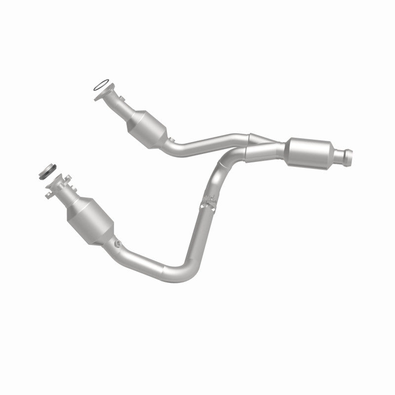 MagnaFlow California Grade CARB Compliant Direct-Fit Catalytic Converter 5582642 360 Degree Image Set