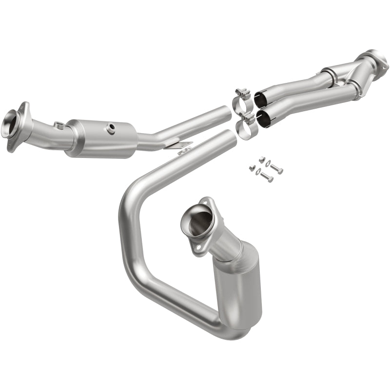 MagnaFlow Ford California Grade CARB Compliant Direct-Fit Catalytic Converter 5551436 Photo - Primary