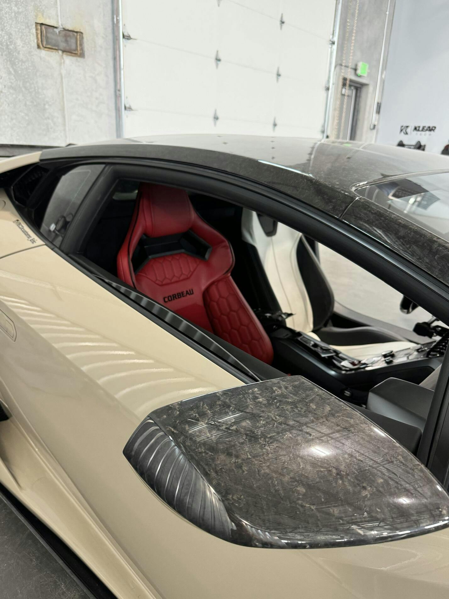 Planted Technology Seat Bracket- Lamborghini Huracan (2014+) - Passenger / Right