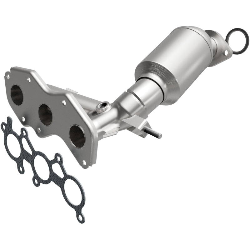 MagnaFlow Toyota Sienna California Grade CARB Compliant Manifold Catalytic Converter 5582556 Photo - Primary