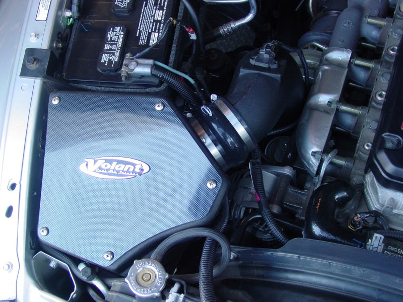 Volant 03-06 Dodge Ram 2500 5.9 L6 Primo Closed Box Air Intake System 16759 Photo - Mounted