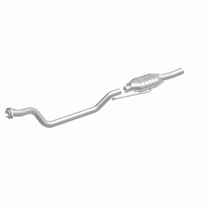 MagnaFlow Ford Standard Grade Federal / EPA Compliant Direct-Fit Catalytic Converter 93301 360 Degree Image Set