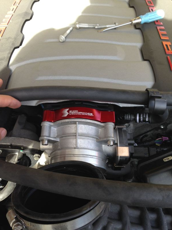 Snow Performance 16-17 Camaro Stg 2 Boost Cooler F/I Water Injection Kit (SS Braided Line & 4AN) SNO-2161-BRD SNO-2161-BRD Photo - Primary