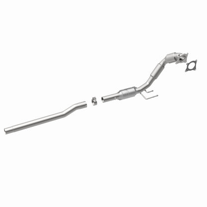 MagnaFlow Volkswagen Golf R OEM Grade Federal / EPA Compliant Direct-Fit Catalytic Converter 51938 360 Degree Image Set