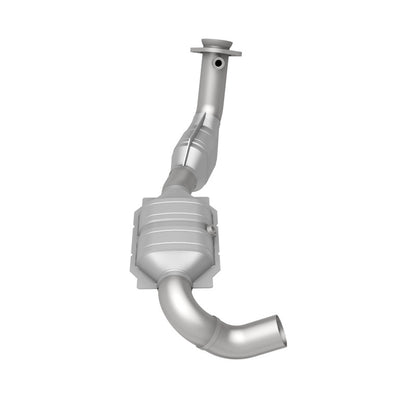 MagnaFlow Ford Expedition California Grade CARB Compliant Direct-Fit Catalytic Converter 447149 360 Degree Image Set