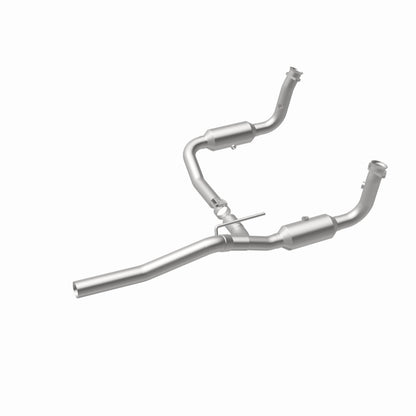MagnaFlow California Grade CARB Compliant Direct-Fit Catalytic Converter 5551187 360 Degree Image Set