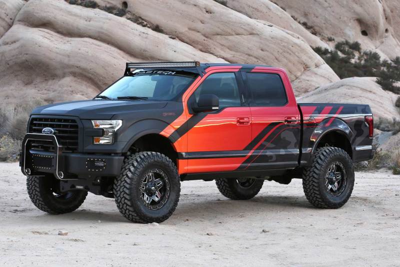 Fabtech 6" Performance System W/ Front Logi 2.5 Coilovers & Rear Dirt K2195DL Photo - lifestyle view