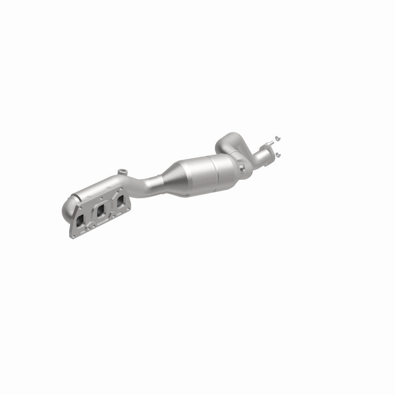MagnaFlow Audi A8 Quattro HM Grade Federal / EPA Compliant Manifold Catalytic Converter 50798 360 Degree Image Set