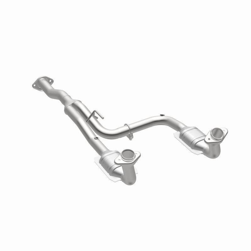 MagnaFlow Jeep Liberty HM Grade Federal / EPA Compliant Direct-Fit Catalytic Converter 23957 360 Degree Image Set