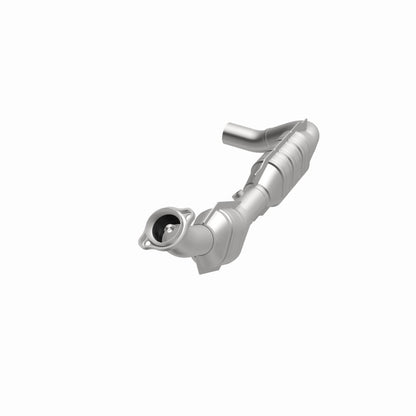MagnaFlow Ford Expedition California Grade CARB Compliant Direct-Fit Catalytic Converter 458021 360 Degree Image Set