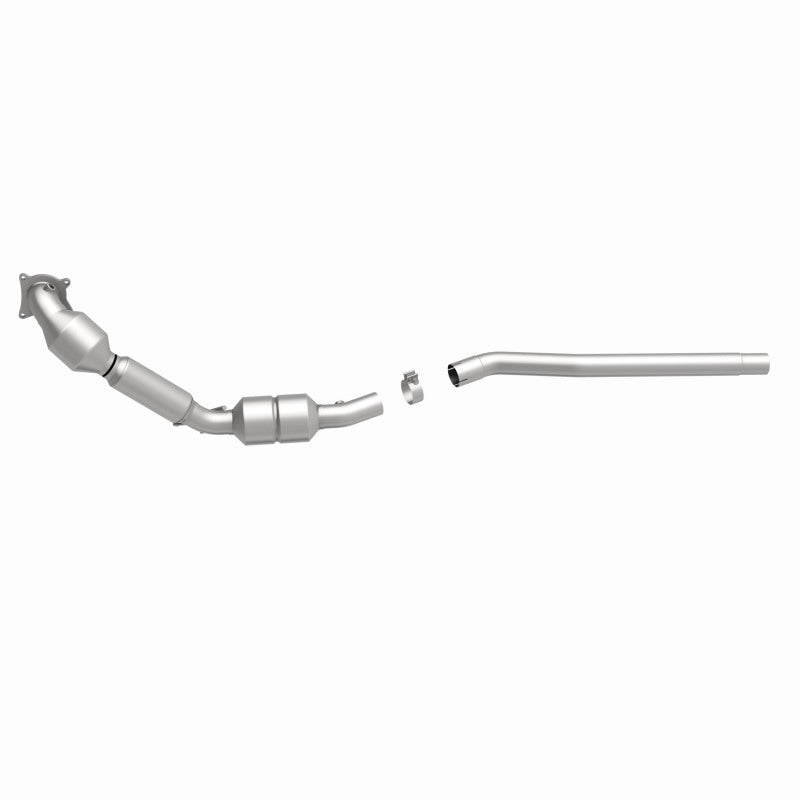 MagnaFlow Volkswagen Passat OEM Grade Federal / EPA Compliant Direct-Fit Catalytic Converter 51361 360 Degree Image Set