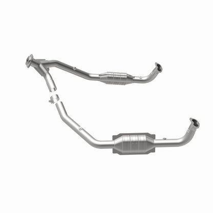 MagnaFlow Land Rover Standard Grade Federal / EPA Compliant Direct-Fit Catalytic Converter 93691 360 Degree Image Set