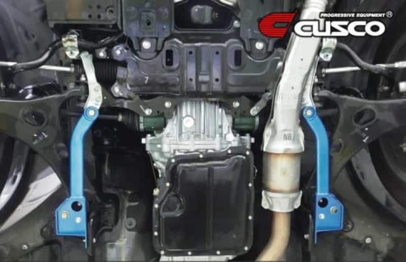 Cusco Power Brace, FRONT SIDE, FORESTER, SJG 697 492 FS User 1