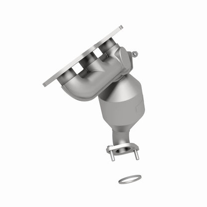 MagnaFlow Toyota California Grade CARB Compliant Manifold Catalytic Converter 5582858 360 Degree Image Set