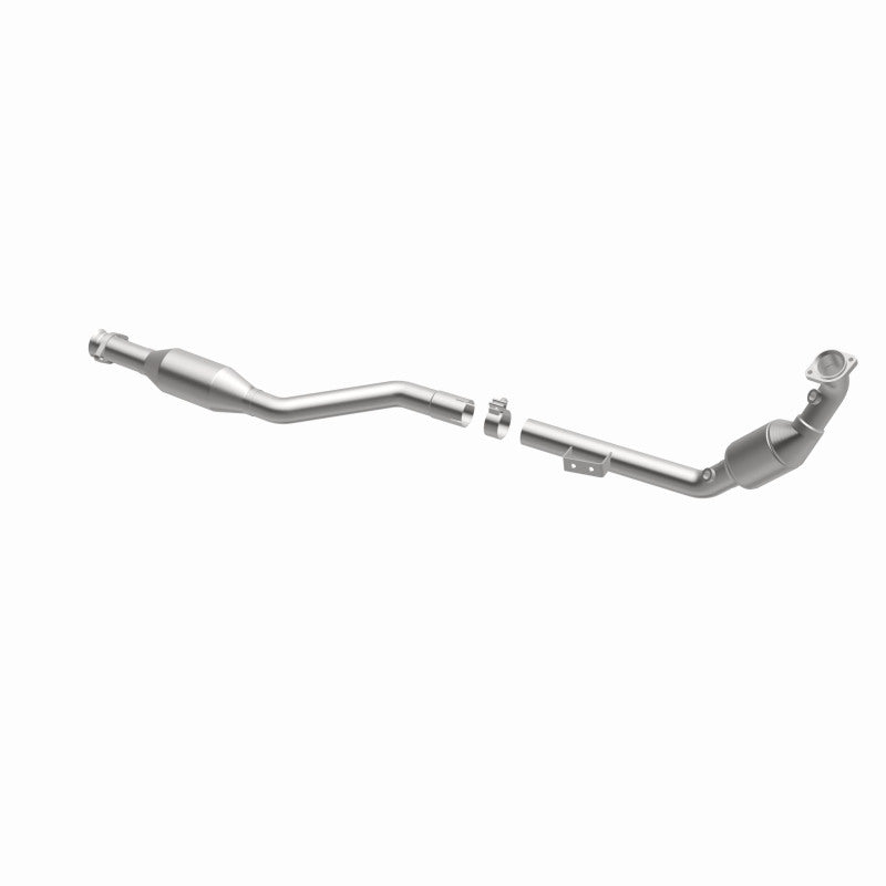 MagnaFlow Mercedes-Benz California Grade CARB Compliant Direct-Fit Catalytic Converter 444314 360 Degree Image Set
