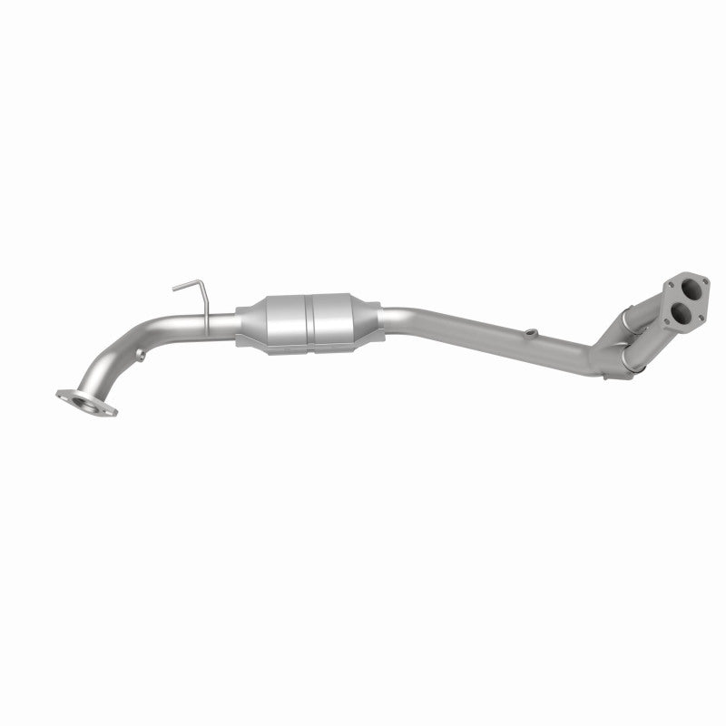 MagnaFlow Isuzu HM Grade Federal / EPA Compliant Direct-Fit Catalytic Converter 23636 360 Degree Image Set