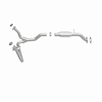 MagnaFlow HM Grade Federal / EPA Compliant Direct-Fit Catalytic Converter 93370 360 Degree Image Set