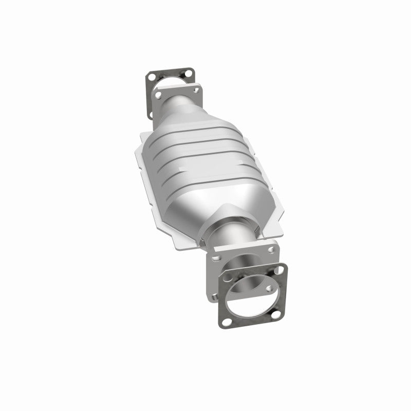 MagnaFlow Standard Grade Federal / EPA Compliant Direct-Fit Catalytic Converter 23652 360 Degree Image Set