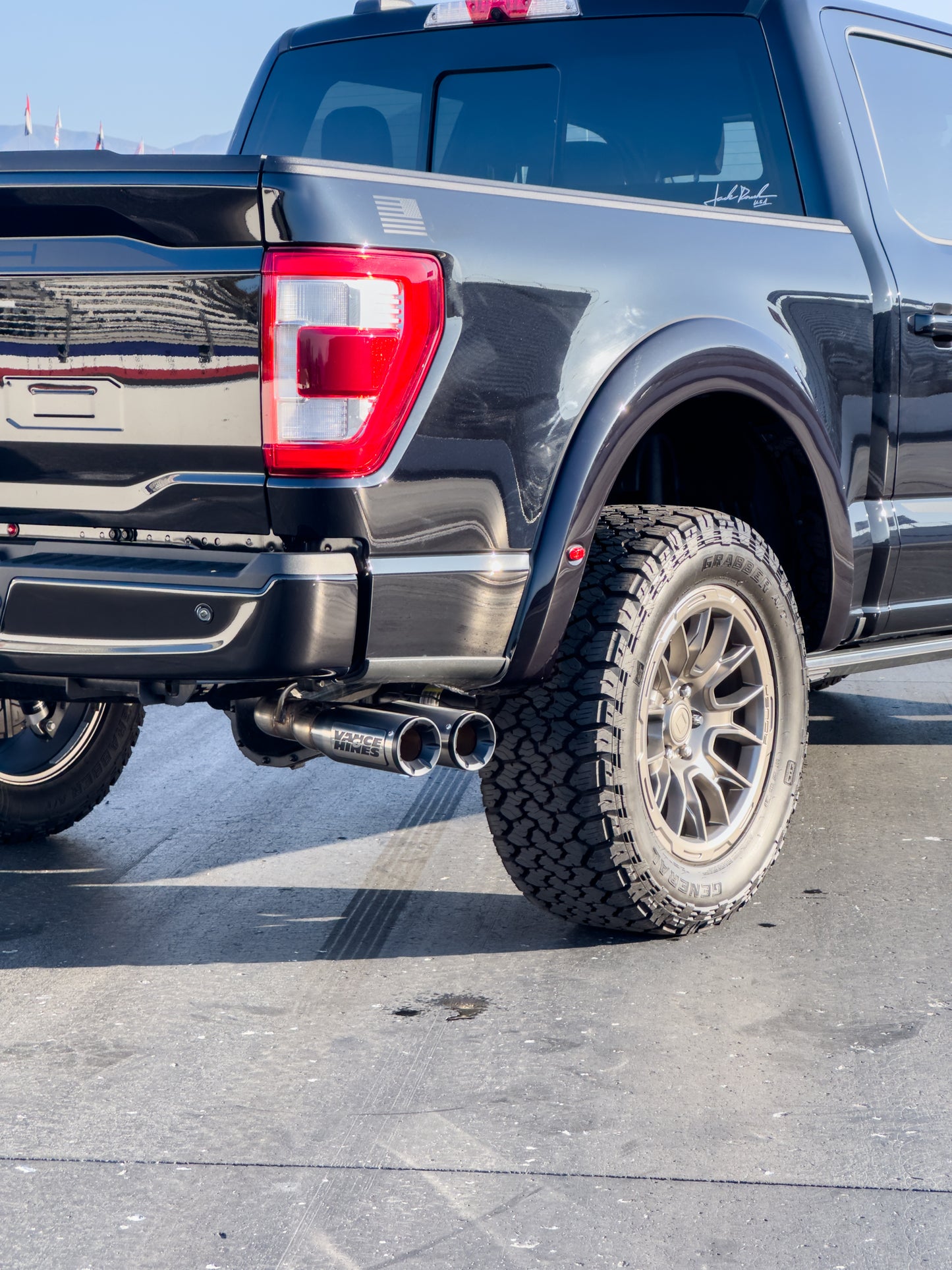 Vance and Hines Vance & Hines Ford 2021-2023 F150 Eliminator Brushed Catback Exhaust 19653