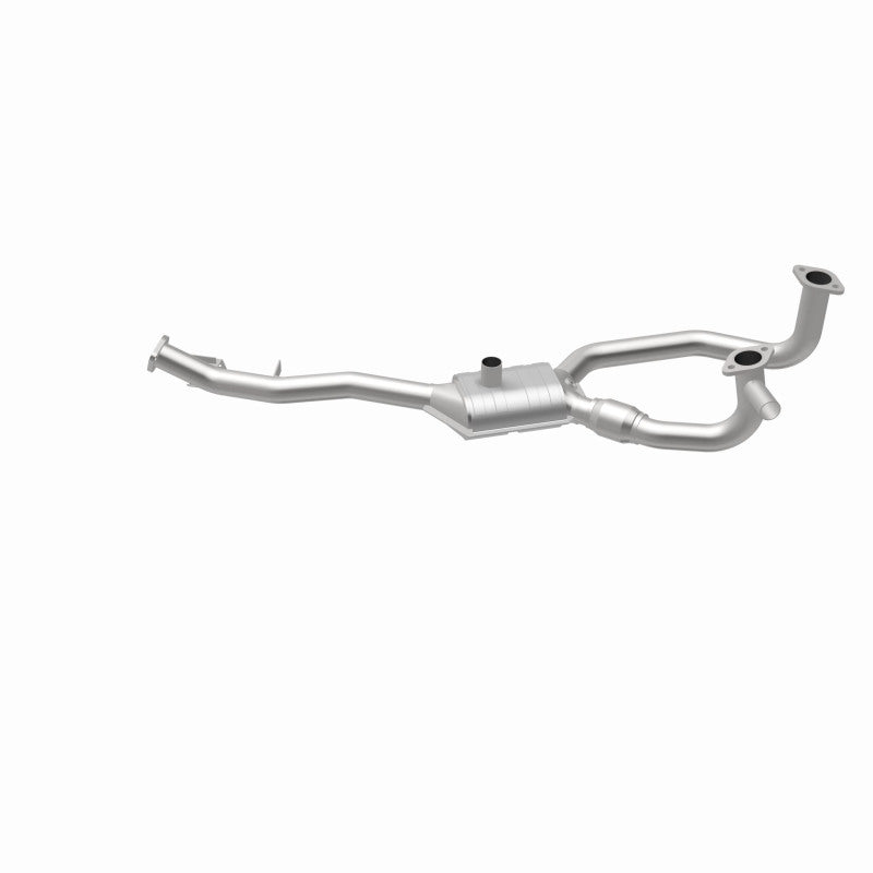 MagnaFlow Subaru Standard Grade Federal / EPA Compliant Direct-Fit Catalytic Converter 23866 360 Degree Image Set