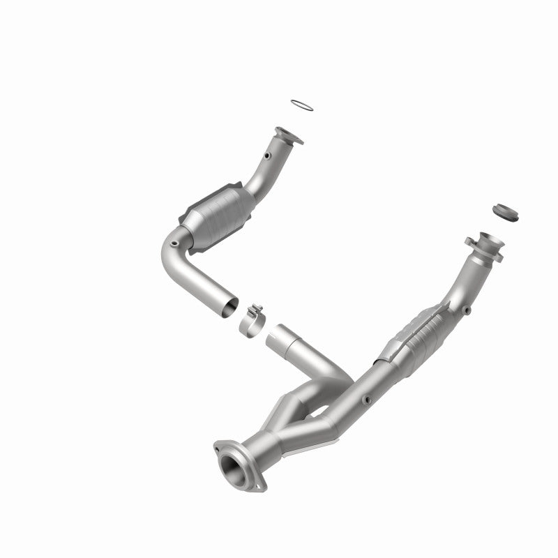 MagnaFlow Hummer H2 OEM Grade Federal / EPA Compliant Direct-Fit Catalytic Converter 49679 360 Degree Image Set