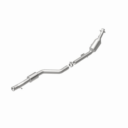 Magnaflow 07-11 Mercedes-Benz S550 5.5L Direct Fit Converter 5561570 5561570 360 Degree Image Set